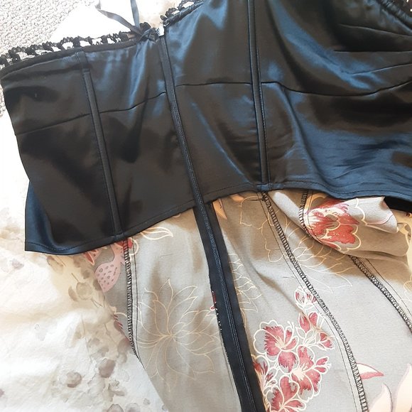 Bebe 100% Silk Black Pink Strapless Floral Flowy Dress Size Large - Picture 16 of 16